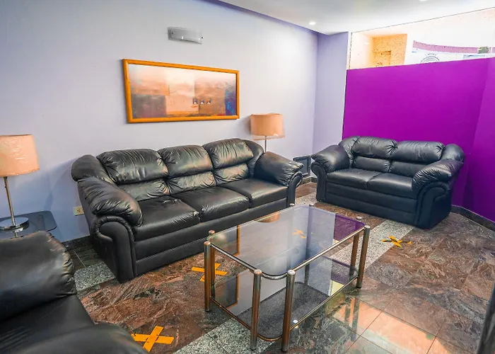 Embassy 3*