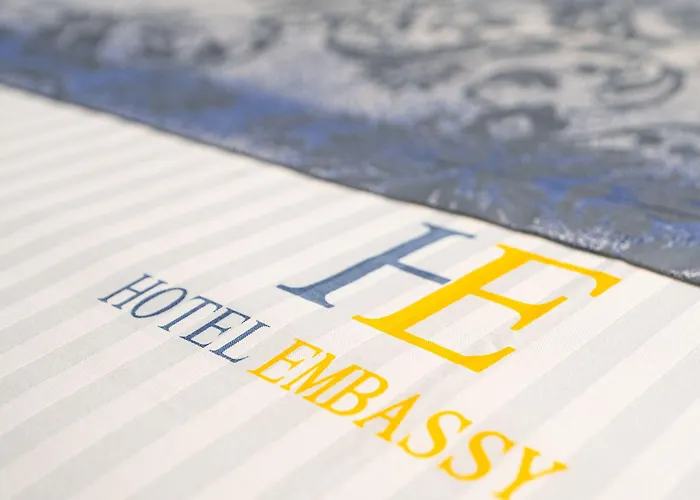 Hotel Embassy 3*
