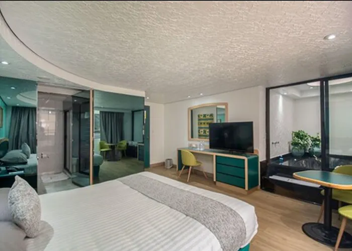 Embassy Hotel