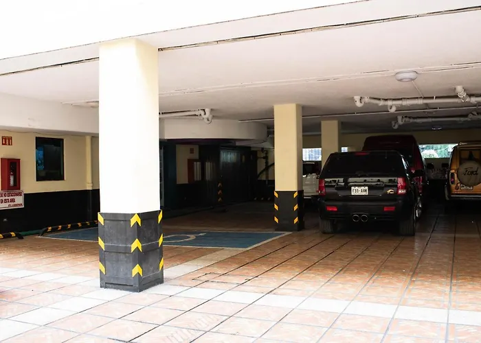 Hotel Embassy